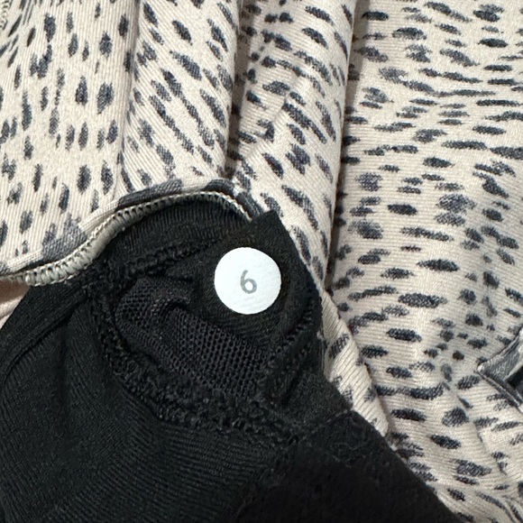 Lululemon Dance To Yoga Tank - Picture 8 of 8